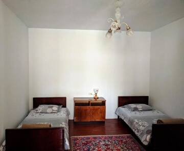 Фото номера Трехместный номер Гостевой дом Tatev Guest House г. Татев 7