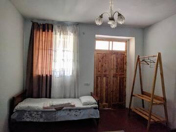 Фото номера Трехместный номер Гостевой дом Tatev Guest House г. Татев 6