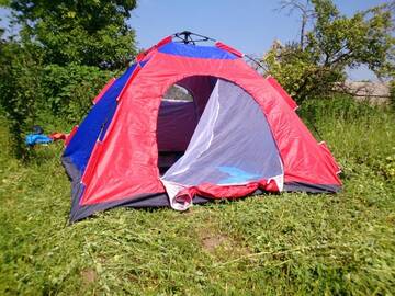 Фото номера Трехместный номер с видом на горы Кемпинги Camping In Tatev г. Татев 10